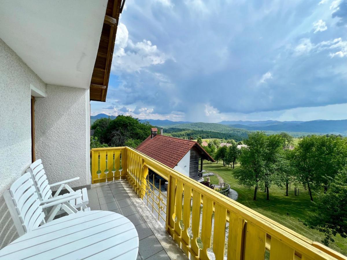 Guest house Domačija Krnc Hrib pri Hinjah Extérieur photo