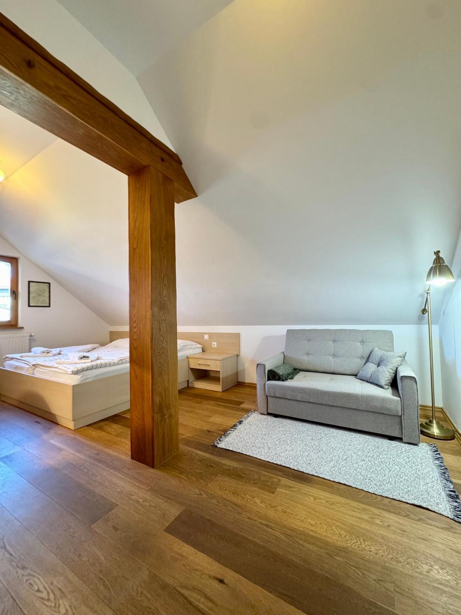 Guest house Domačija Krnc Hrib pri Hinjah Extérieur photo